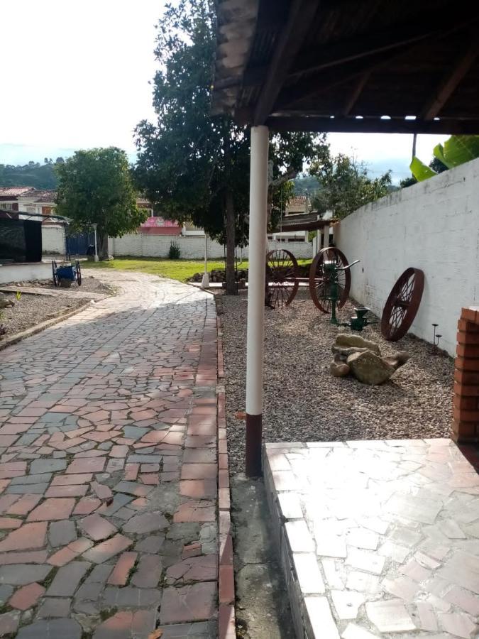 Hotel La Casona Chinácota Extérieur photo
