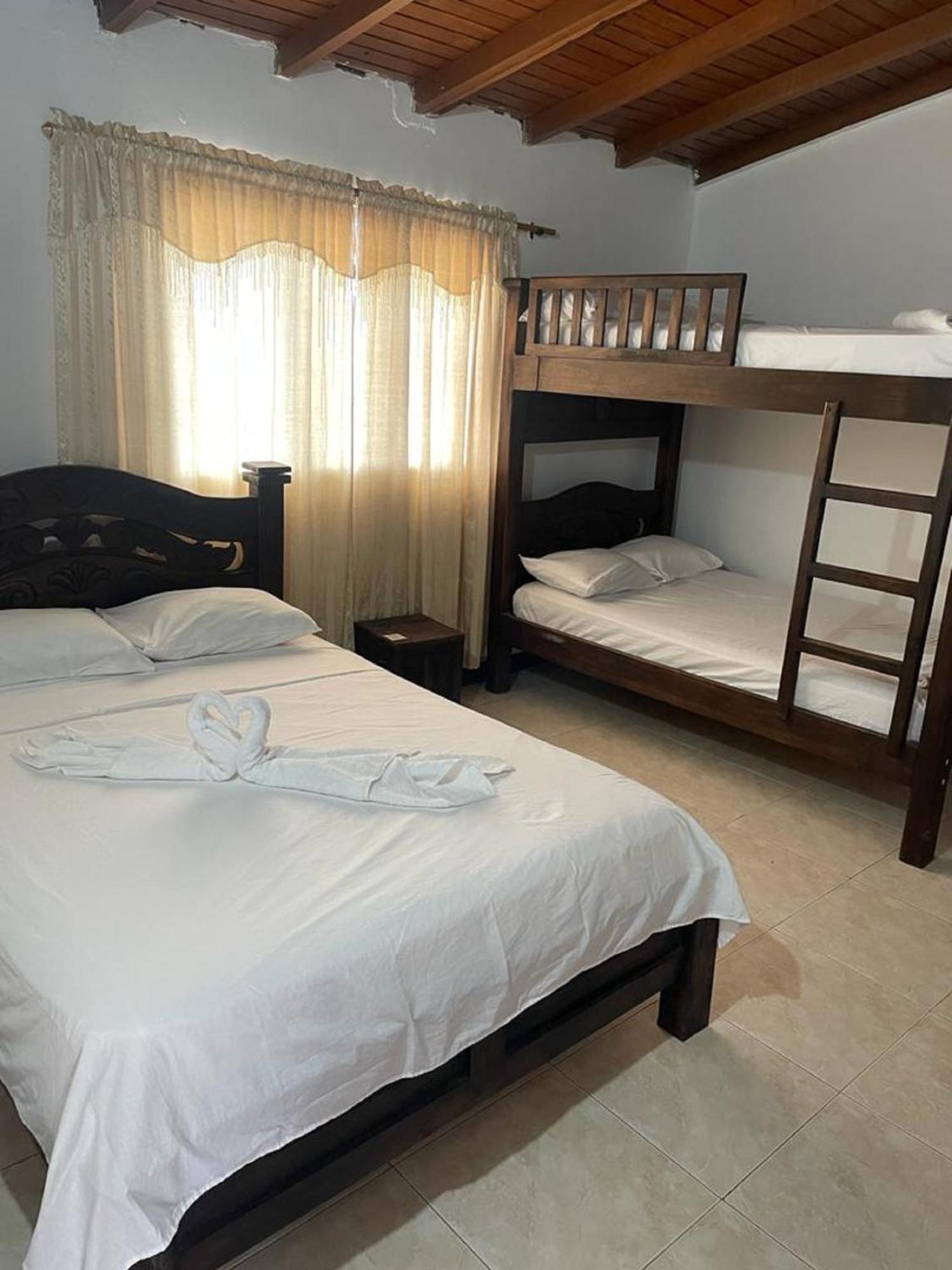 Hotel La Casona Chinácota Extérieur photo
